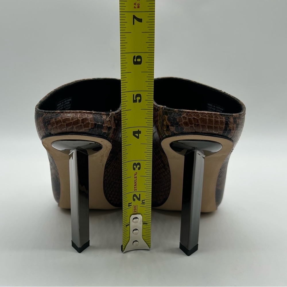 MICHAEL Michael Kors Halle Mule Pump Serpent Leather Snake Print Heels 8.5M NWB - Picture 11 of 11